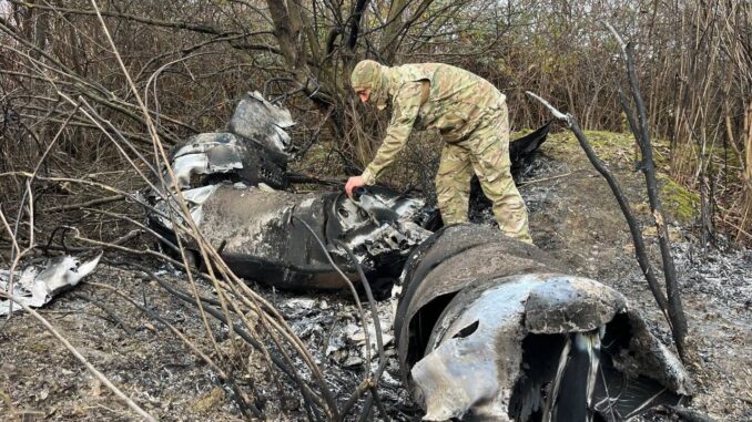 На Закарпатті знешкодили залишки російської ракети з боєкомплектом (фото/відео)