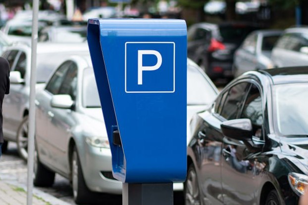 На Капушанській в Ужгороді запрацює новий майданчик для платного паркування