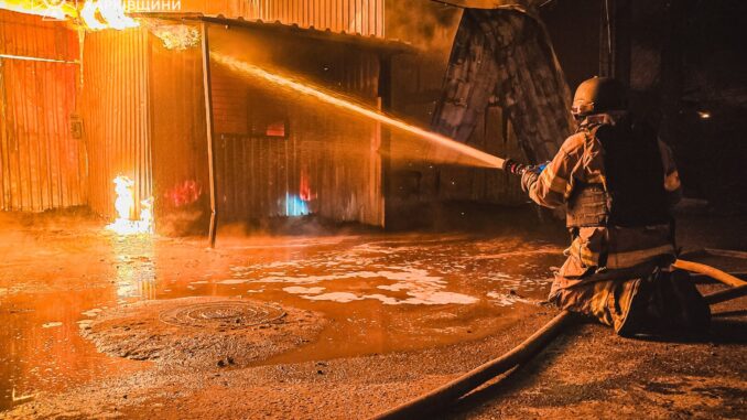 Нічна атака дронів: Одеса, Харків, Полтава та Київщина під вогнем Нічна атака дронів: Одеса, Харків, Полтава та Київщина під вогнем