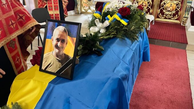 На Закарпатті попрощалися з полеглим прикордонником Андрієм Алексиком На Закарпатті попрощалися з полеглим прикордонником Андрієм Алексиком