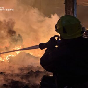 Масштабна нічна атака РФ: поранені, загиблий та знищена інфраструктура у п’яти областях України