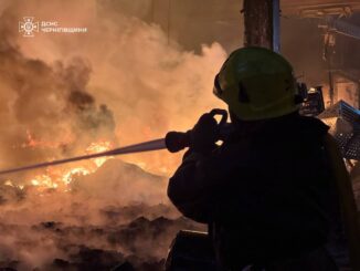Масштабна нічна атака РФ: поранені, загиблий та знищена інфраструктура у п’яти областях України