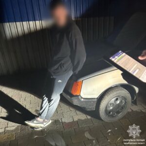 Нетверезий водій без посвідчення відмовився проходити огляд у Мукачеві