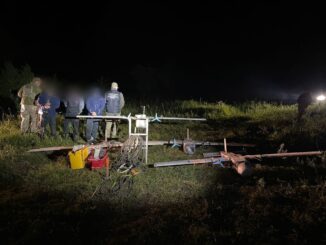 На Закарпатті прикордонники зі стріляниною затримали контрабандистів із дронами та сигаретами (фото)