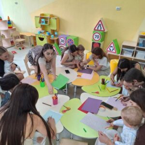 Ранній старт у якісну освіту: у Мукачеві відкрили центр педагогічного партнерства для малюків