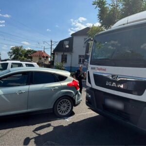 Під кайфом за кермом: в Ужгороді притягнули до відповідальності водія вантажівки