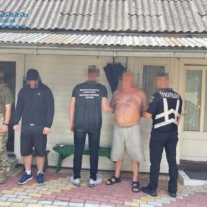 На Тячівщині двох братів підозрюють у переправленні ухилянта до Румунії за 8 тисяч доларів