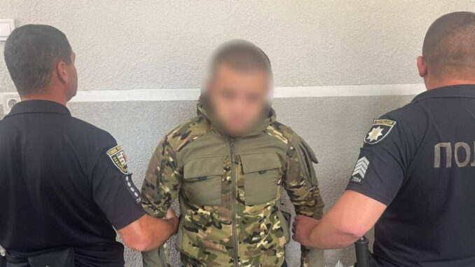 32-річного чоловіка госпіталізували, нападника затримано