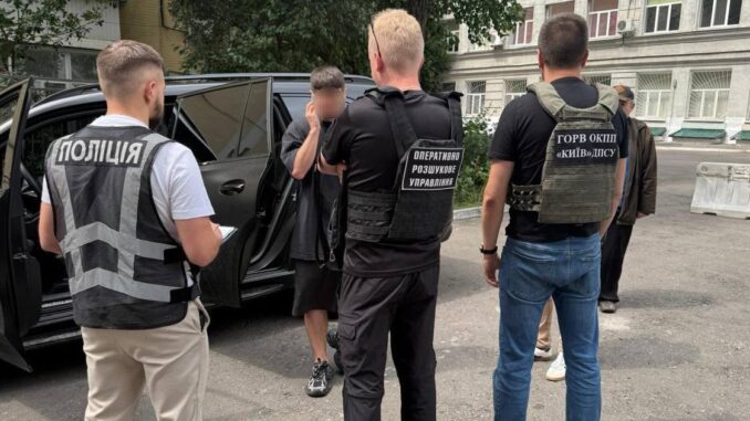 На Закарпатті викрили схему переправлення ухилянтів за кордон На Закарпатті викрили схему переправлення ухилянтів за кордон