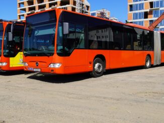 Ужгород отримав два міські автобуси Mercedes-Benz та медичну допомогу від партнерів із Дармштадта