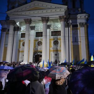 Незалежній Україні – 34: Ужгород зустрів світанок молитвою і піснею