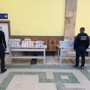 Троє закарпаток намагалися вивезти до Угорщини партію безакцизних сигарет – їх зупинили прикордонники