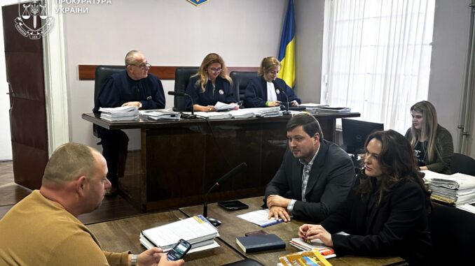 У Закарпатському апеляційному суді знову розглянули клопотання сторони захисту про зміну запобіжного заходу одному з обвинувачених у резонансному вбивстві на Тячівщині У Закарпатському апеляційному суді знову розглянули клопотання сторони захисту про зміну запобіжного заходу одному з обвинувачених у резонансному вбивстві на Тячівщині