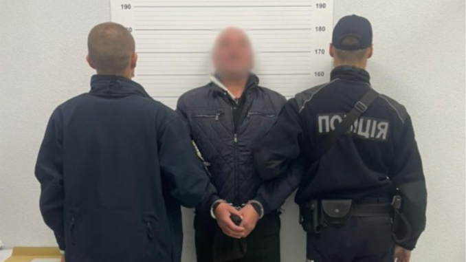 В Ужгороді затримали раніше судимого чоловіка за пограбування сусіда з інвалідністю