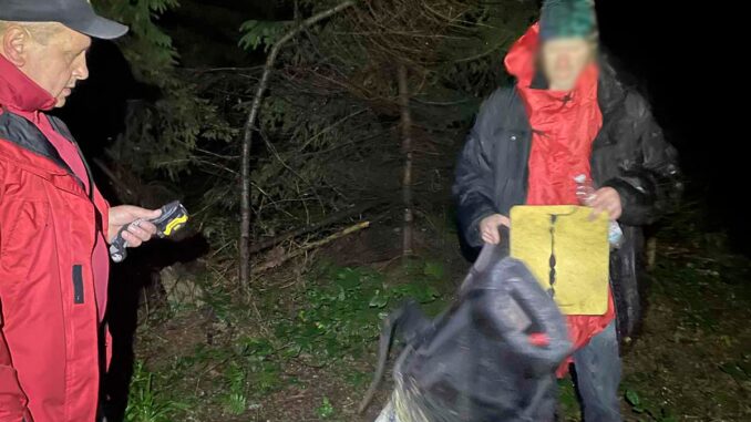 На Рахівщині рятувальники знайшли киянина, який чотири дні блукав Карпатами