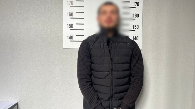 На Мукачівщині 20-річний хлопець убив власного дядька — поліція оперативно затримала підозрюваного На Мукачівщині 20-річний хлопець убив власного дядька — поліція оперативно затримала підозрюваного