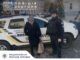 Поліцейські Закарпаття затримали крадійку на гарячому в Мукачеві