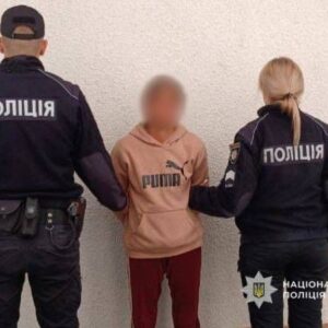 На Закарпатті поліцейські Іршави затримали 42-річну жінку, причетну до умисного підпалу майна 71-річного пенсіонера у селі Брід Хустського району