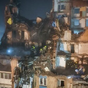 Третя доба рятувальних робіт у Тернополі: рятувальники продовжують боротьбу за кожне життя