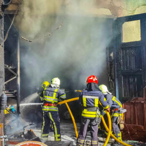 Пильність перехожих допомогла уникнути масштабної пожежі в Мукачеві