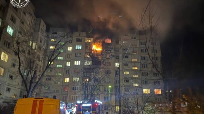 РФ атакувала Україну 430 дронами та 19 ракетами — Київ зазнав найбільших руйнувань (фото)