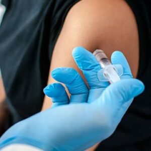 У селі Іза Хустського району вже тиждень триває активна фаза протиепідемічних заходів у відповідь на випадки вірусного гепатиту А.