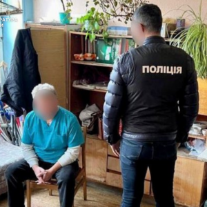 Вимагав $500 за інвалідність: травматолога з Воловця засудили до 5 років