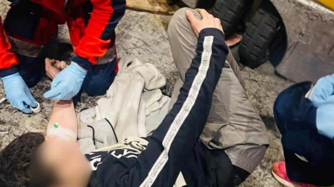 В Ужгороді медики врятували юнака після травми навантажувачем