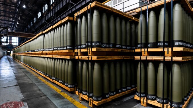 Чехія завершила передачу Україні 1,8 млн снарядів