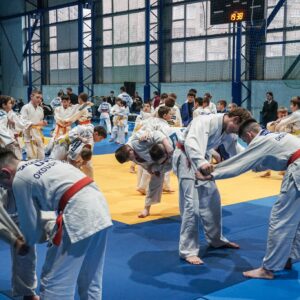 Сьогодні, 19 грудня, в Ужгороді проходить відкритий зимовий турнір із дзюдо «Randori Winter Cup». Змагання тривають у залі Центру олімпійської підготовки, де на татамі зійшлися понад 150 юних спортсменів з різних куточків України.