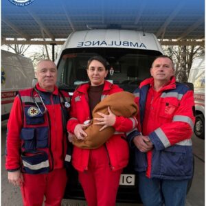 на Закарпатті медики «103» прийняли немовля просто вдома