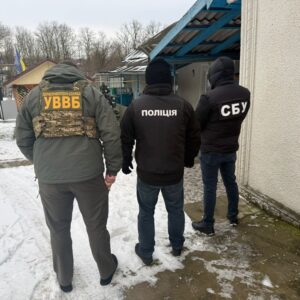 Посадовці ТЦК причетні до схеми незаконного перетину кордону