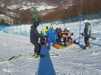 На горі Красія травмувалася 15-річна лижниця: дівчину евакуювали гірські рятувальники