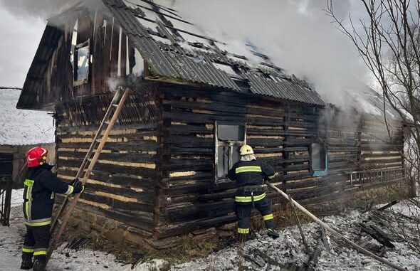 Під час пожежі в житловому будинку на Ужгородщині загинув 72-річний чоловік