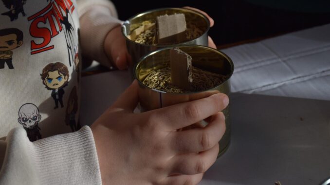 Світло з дитячих долонь: бійці Мукачівського прикордонного загону подякували маленьким благодійникам