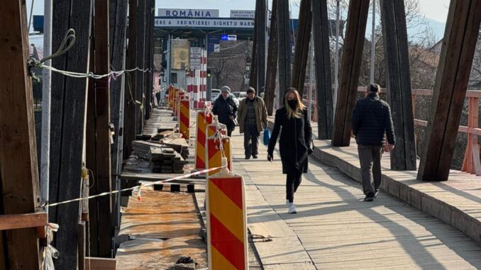 До 3 квітня обмежили рух на кордоні з Румунією: що потрібно знати водіям