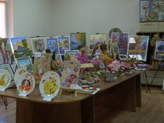 Понад 500 робіт у різних техніках: у Мукачево триває виставка «Знай і люби свій край»