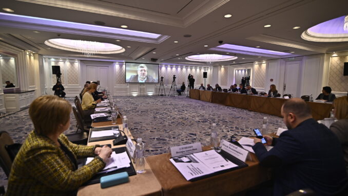 круглий стіл вибори