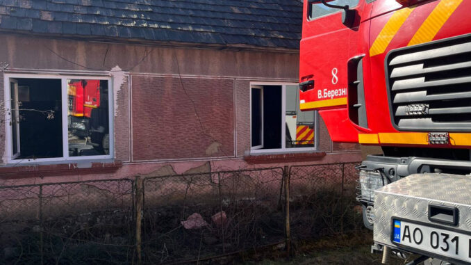 На Ужгородщині 5-річний хлопчик отруївся чадним газом через пожежу