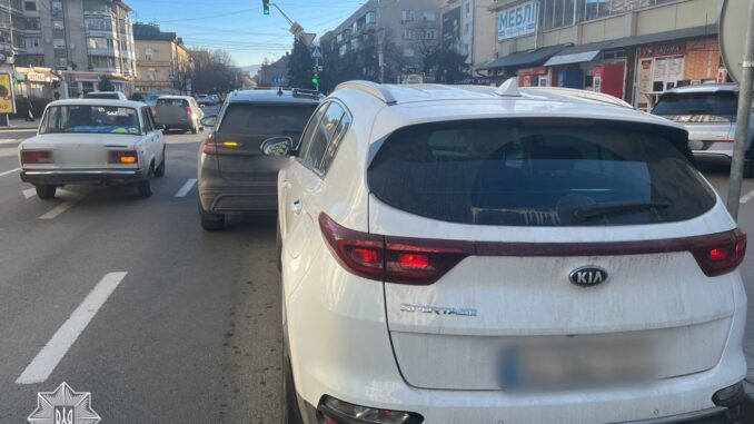 П’яна водійка без прав спричинила ДТП в Ужгороді: рівень алкоголю перевищив норму майже у 12 разів