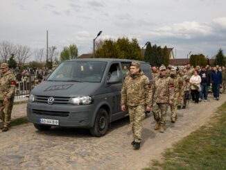 Повернувся додому назавжди: у Чопі перепоховали прикордонника Дмитра Кияненка