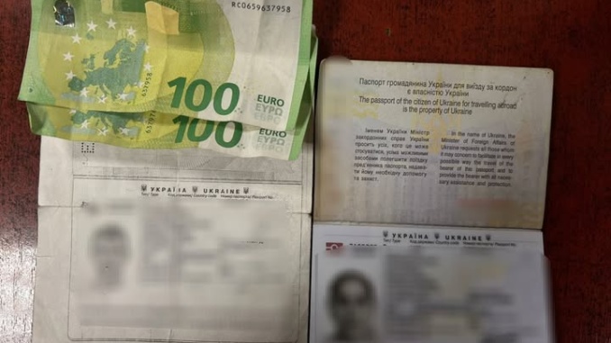 Спроба «вирішити питання» за 200 євро: у Чопі жінка пропонувала хабар прикордонникам