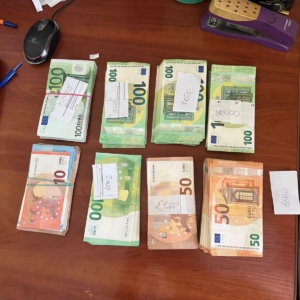 На кордоні з Угорщиною закарпатські митники вилучили понад 50 тисяч євро готівки