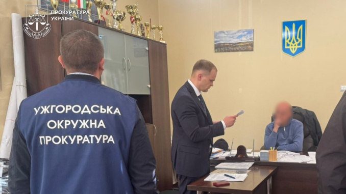 На Закарпатті селищного голову підозрюють у переплаті 355 тисяч гривень на закупівлі електроенергії