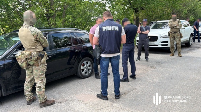 На Закарпатті затримали адвоката, який обіцяв військовому «вирішити питання» за 9 тисяч доларів