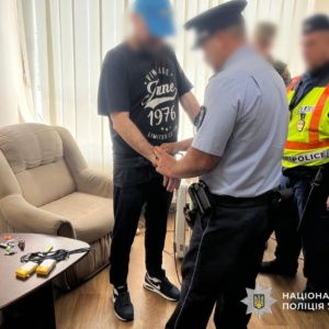 На Закарпатті затримали та екстрадували до Угорщини чоловіка, засудженого за сексуальне насильство над дитиною