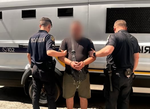 Зупинили за 100 метрів від кордону: на Берегівщині затримали переправника військовозобов’язаних