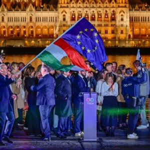 В Угорщині змінюється влада: що відомо про уряд Петера Мадяра та його позицію щодо України
