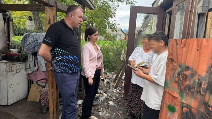 Жебракування дітей як бізнес: на Закарпатті виявили шокуючі факти експлуатації неповнолітніх