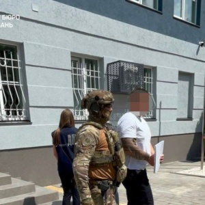 Суд взяв під варту посадовця Ужгородського РТЦК та СП на 60 діб без права застави